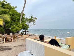 Lui Ushongo Beach House