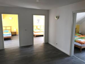 Ferienwohnungen Grabbeallee Two