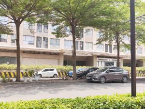 Botanica Premier - Apartment with swimming pool, near the airport