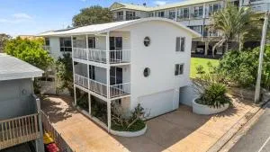 Beaches 1 - LJHooker Yamba - Yamba