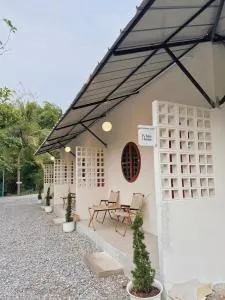 NP โฮมสเตย์ นอนเต็นท์ติดแอร์ - Ban Mo Maklua