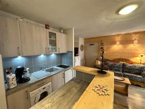 Appartements Charmant logement pour 2 personnes a Villard-de-Lans - FR-1-515-225 : photos des chambres