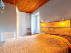 Maison à Génos pour 8, proche lac, jardin et poêle à bois - FR-1-695-73