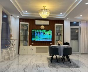 Elmo & Alice Villa Resort