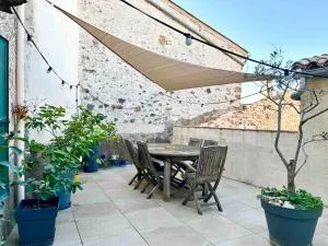 Charmante maison de village dans la vallée du lac du Salagou - Brenas