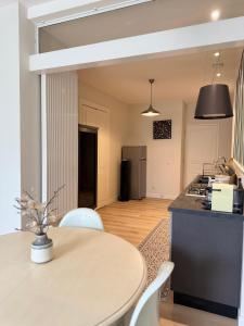 Maisons de vacances O ma belle demeure - Parking Prive : photos des chambres