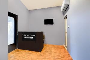 Super Townhouse Nanganallur Near Chennai Airport