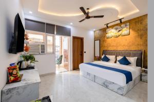 Amaze Stays Noida Sector 70