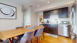 Spacious 5BR w AC, Near Harvard & Davis Sq