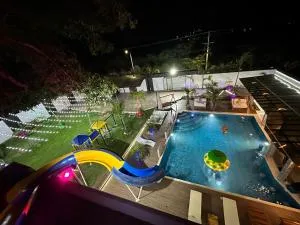 Mansión Casa de los Sueños - Playa Dormida