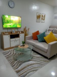 Coho Staycation with Free swimming in Las Pinas