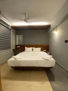 Lulu Heights Suites - Edappally