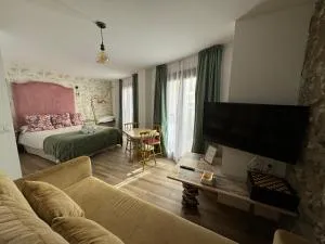 ATENEO CUENCA Suites con cocina en el casco histórico - 比利亚尔瓦德拉谢拉