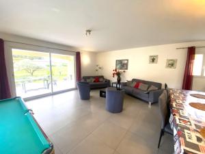 Villas Magnifique villa au calme a St Mitres les Remparts : photos des chambres