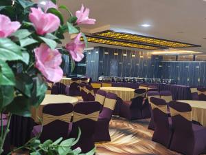 Hotel YKM Crown