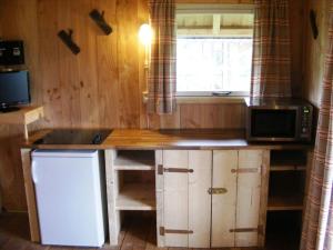 Groepsverblijf (18p) – 3 Houtlodges bij elkaar op Vakantiepark De Boshoek