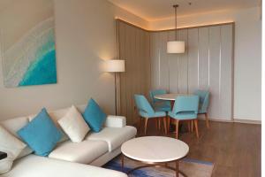 Alacarte Ha Long Bay By Azure