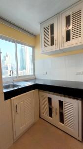 Silom room 1bedroom with 2 Kings bed for 4 persons