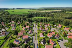 Kraanvogel I Fraaie bungalow met mooie grote tuin