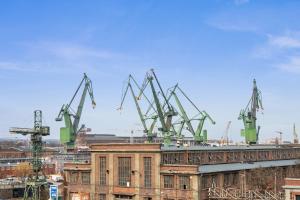 Żurawie - Food Hall, Parking & Stocznia by Downtown Apartments