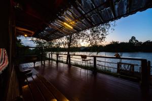 Chuenwaree Riverside Stay