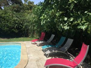 Campings La Dorepontaise ROULOTTE : photos des chambres