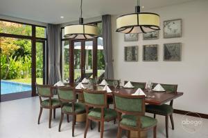 Biệt Thự Deluxe (Deluxe Villa)