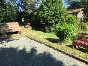 Campings La Dorepontaise ROULOTTE : photos des chambres