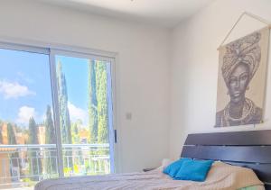 Viktoria Houses Anarita