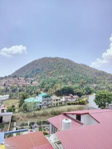 Shri Rudra Home Stay - Triple Bed, Rooms