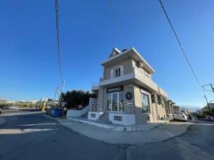 Roomie Studio Near PAGNI