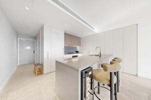 Waterview High, Rhodes Isyd