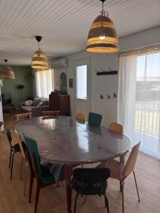 Grande maison, 10 voyageurs, jardin et terrain de pétanque