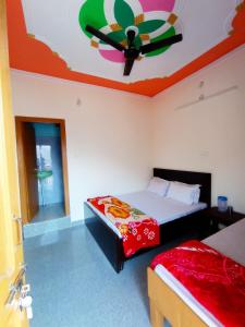 New Yamunotri homestay by Preet rS