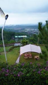 Glamping De Mangol Jogja