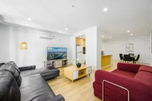 Liverpool Stunny Modern Apt Wifi &Parking - Cabramatta