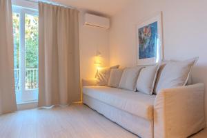 Villa Yadranka with Sea view