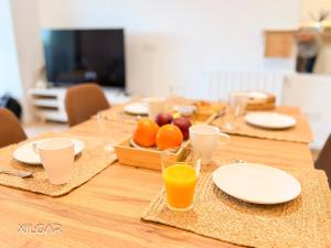 XILGAR Apto Rocafort en la playa, con piscina