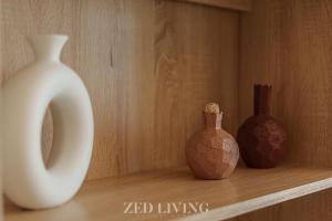 Burj Crown - Spectacular 2 BR next to Burj Khalifa - Zed Living