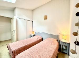 Maisons de vacances Maison de vacances au calme 4 personnes residence avec piscine : photos des chambres