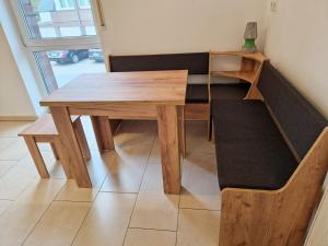 Cozy Apartment: Design Superior Suite Zentral - Küche - Balkon