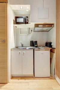 TBS 329 - Charming studio in Paris