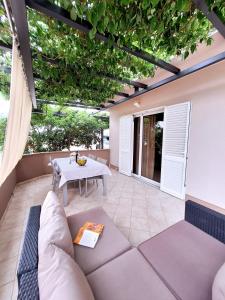 The Golden Island apartments 