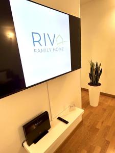 Riva Family Home - Central Apartment