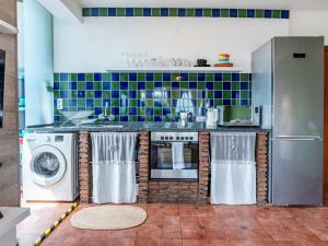 Entire well located 3 Bed Seaview Apartment Pass the Keys