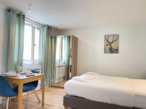 Appartements Le Cosy Corbeil Studio RER D 700 m Parking : photos des chambres