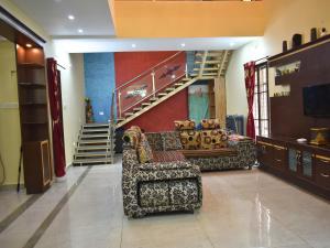 Skandanam Ecoville Homestay Tirupati - City Center Premium Garden Villa Stay Center of City With Ultra Modern Facilities, Kitchen, 24 Hours Care Taker, Maid, Wifi, Private Rooms, Full Amenities