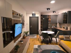 COMODO "Green Hill"