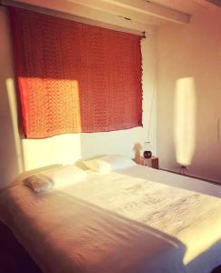 B&B / Chambres d'hotes La Colline aux Licornes : Chambre Double ou Lits Jumeaux - Vue sur Jardin