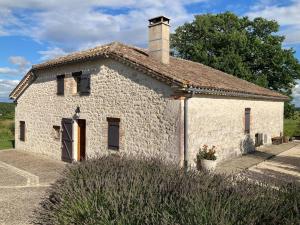 B&B / Chambres d'hotes La grange a Tissac : photos des chambres